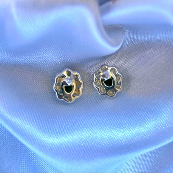💚Chrome Diopside Filigree Stud Earring💚 - Picture 4 of 6